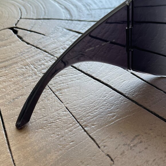 Balenciaga - Runway Black Shield Mask Oversized XL Sunglasses BB0288S - Picture 9 of 15